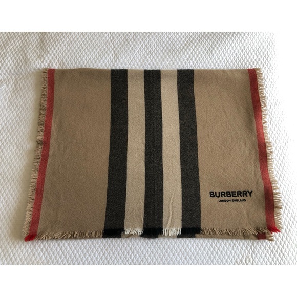 Burberry - Icon Stripe Wool Cashmere Scarf - Picture 15 of 16